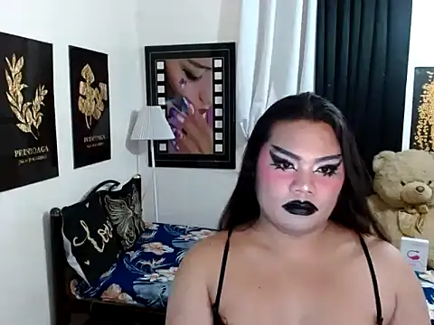 TSbrianaHugeCock Pertunjukan Webcam