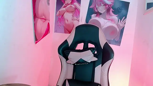 Stefani__R Show in webcam