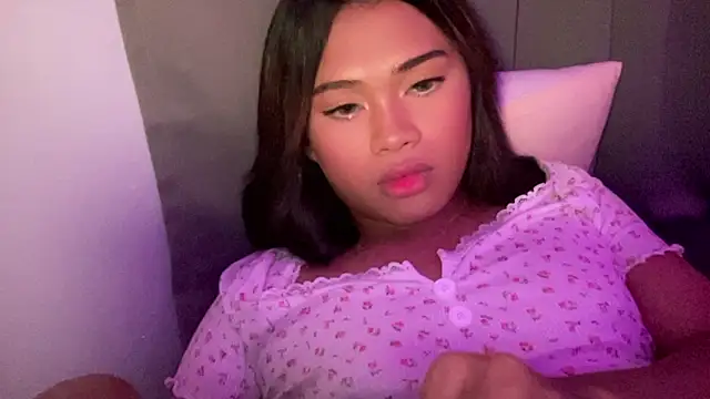 Exotic_alyssa69 Adlı Modelin Canlı XXX Sohbeti