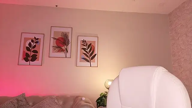 DahianaWalcott live XXX chat