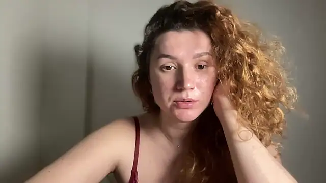 Show modela Foxy_and_classy na web-kameri