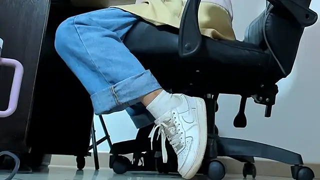 alma_fenix 现场XXX聊天