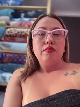 VIOLETA-25_: онлайн-секс-чат