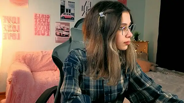 dinnerwithflowers' Live XXX Chat