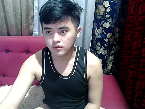 Show modela cute_asian22 na web-kameri