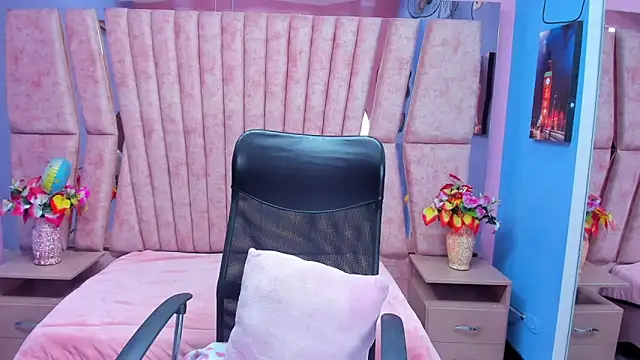 sarah_sweett_ Live XXX-Chat