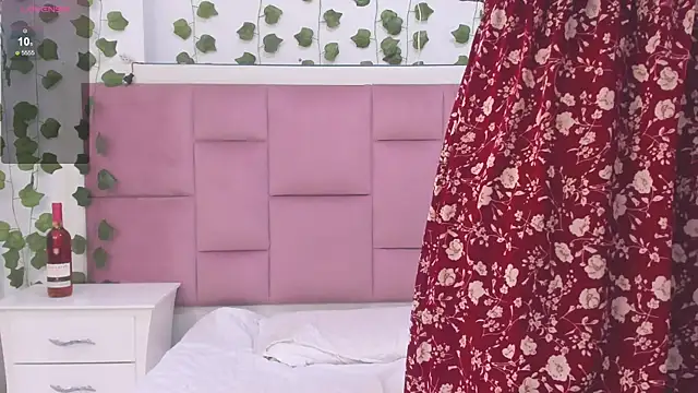 kaily_sweet1 Adlı Modelin Canlı XXX Sohbeti