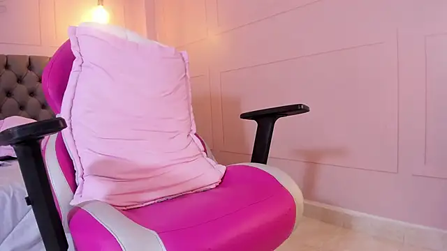 Chat +18 de carol_69 ao vivo