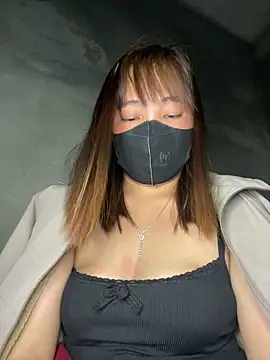 delwyn1n Live XXX chat