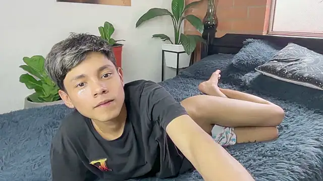 Chatroom XXX en direct de Andy_Belier23