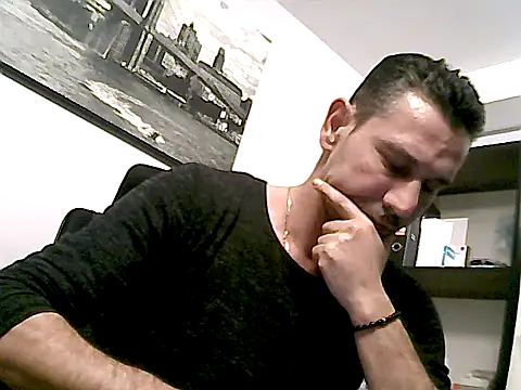 mastercharisma35 – Naživo XXX chat