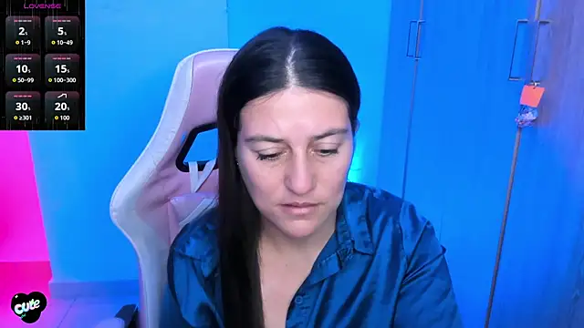 Chat XXX en directo de Saskyaa