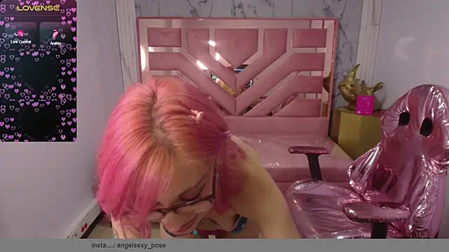 abril_ch_のライブXXXチャット