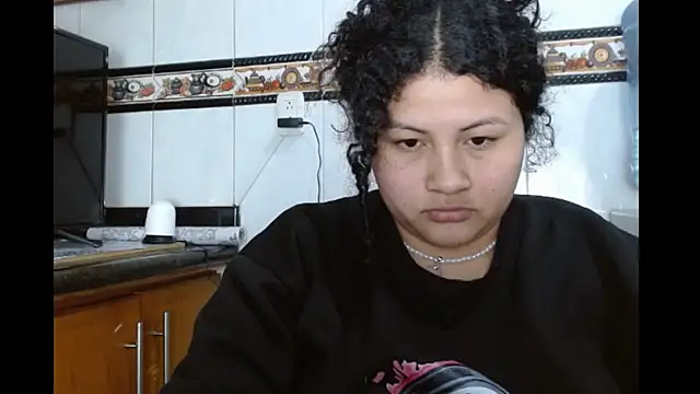 Baby_dirt live XXX chat