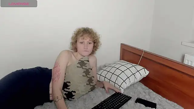 AnnStasia Chat XXX in diretta