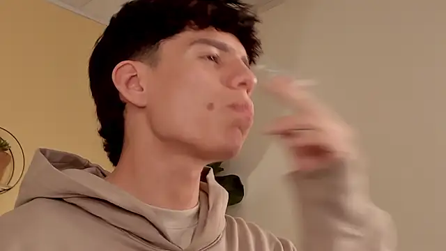 XXX chat uživo modela Angel_eros_