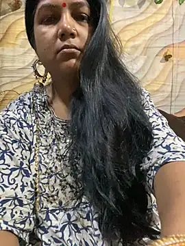 Czat XXX na żywo – Meera_xxx