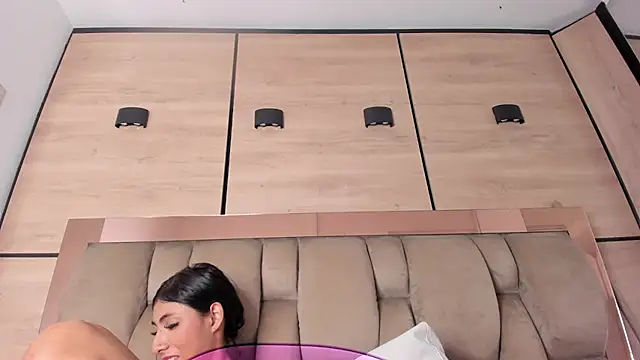 karol_lewiss Obrolan Langsung XXX