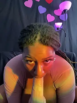 CoCoGoddess_ Chat XXX in diretta