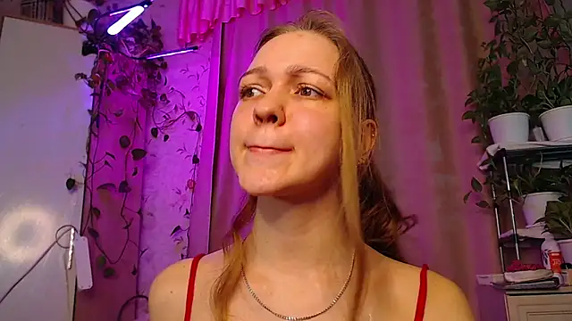 Adeline_MaxwellのライブXXXチャット