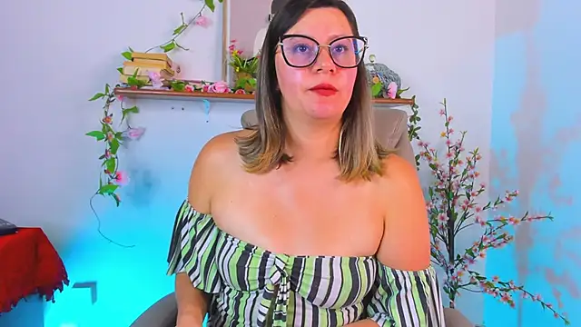 Chanelll_Taylorr_ live XXX chat