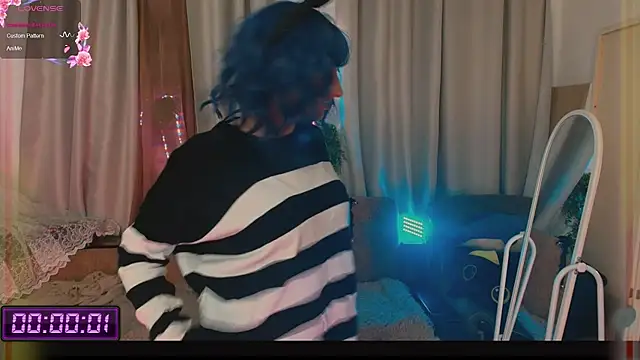 แชท XXX สดของ Elli3cat