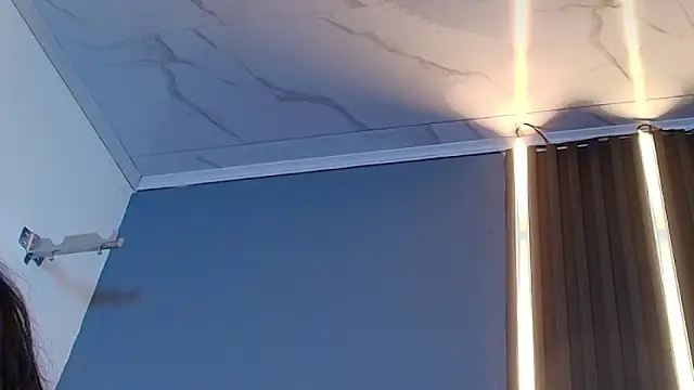 brunette_candyy_ Chat XXX live