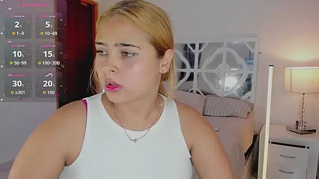 MikaelaStone 라이브 XXX 채팅