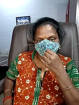 umashreetamil's Webcam Show