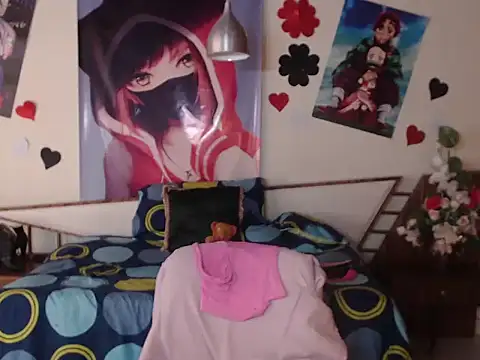 LuluKiss_ Adlı Modelin Canlı XXX Sohbeti