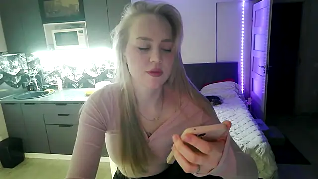 Онлайн чат XXX LunaPeony