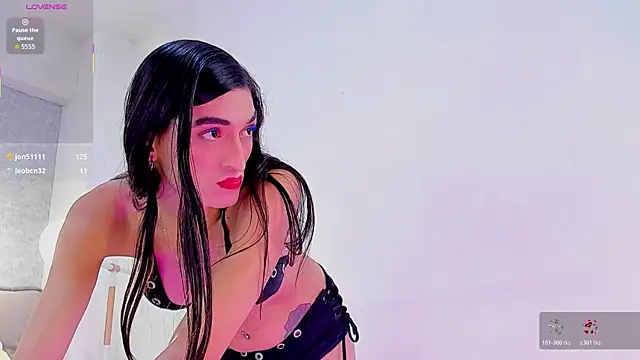 Pokazy przed kamerką – lily_cash1