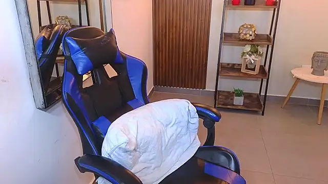 Webkamerová show Kenya--Buhle