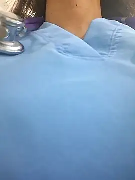 Czat XXX na żywo – CAROLINE__07