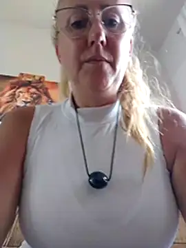 XXX chat uživo modela MILEIDE980