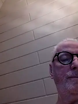 Greyhound70 – Live XXX-chat