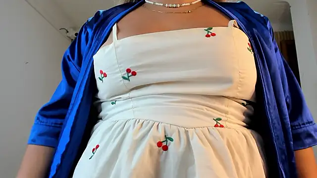 XXX chat uživo modela samy_19_