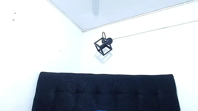 XXX chat uživo modela srta_luciana