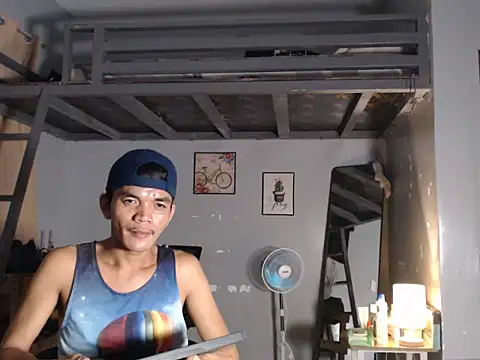 Онлайн чат XXX Natsboii