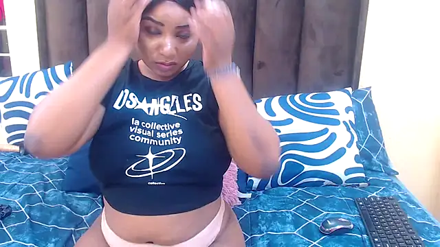 Show de AfricanQueenxx40 na webcam