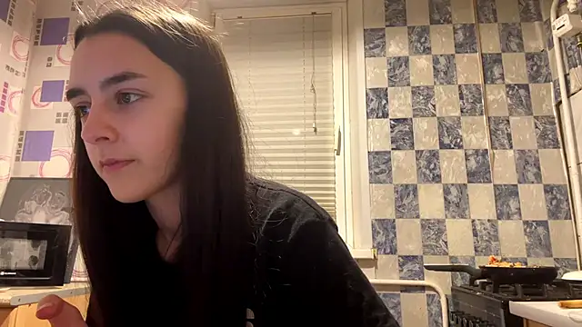 Chat +18 de TyraMagna ao vivo