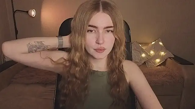 Chat +18 de ViolettaLopez ao vivo