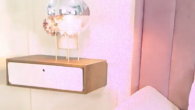 SabrinaDevill – Naživo XXX chat