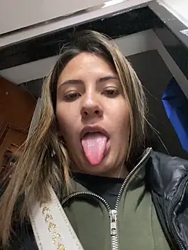 Andrea_19blonde Pertunjukan Webcam