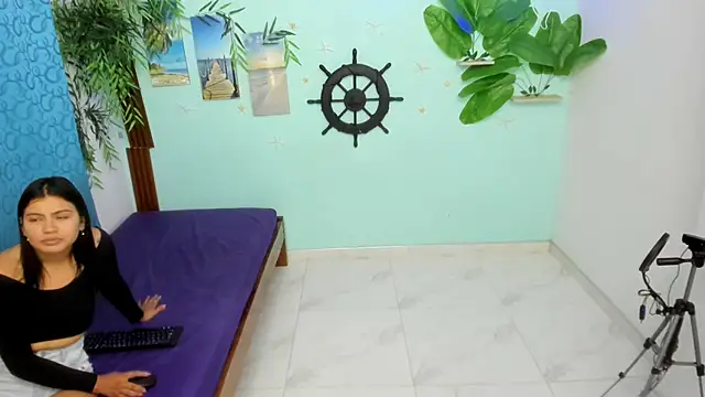 eladyrous98 – Naživo XXX chat