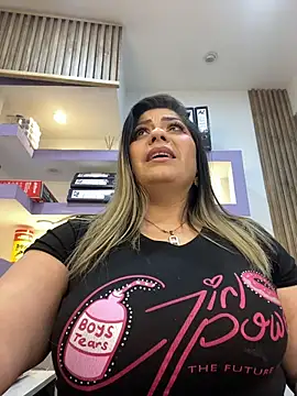 isabella_horney_ – Naživo XXX chat