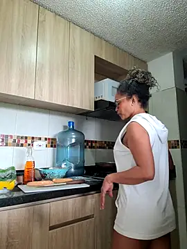 BiiancaEstradaa 现场XXX聊天