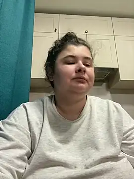 Živý XXX chat AliceCurlyX