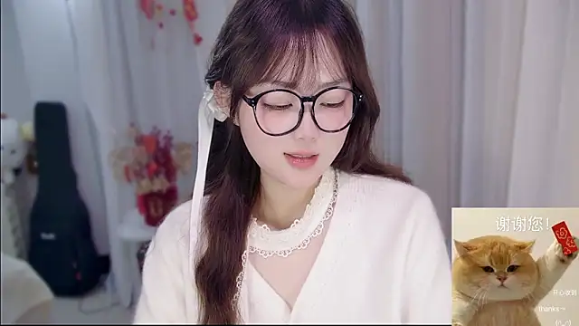 YUANYUAN-A Chat XXX in diretta