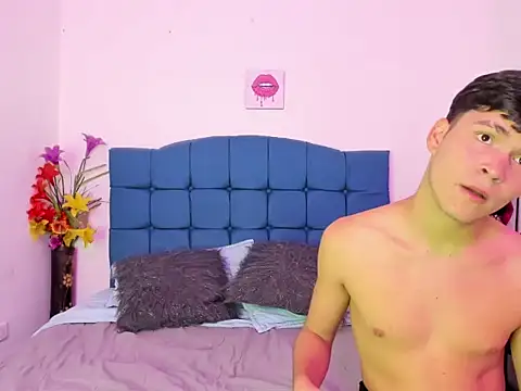 Chat XXX en directo de Aaron_Foxxx